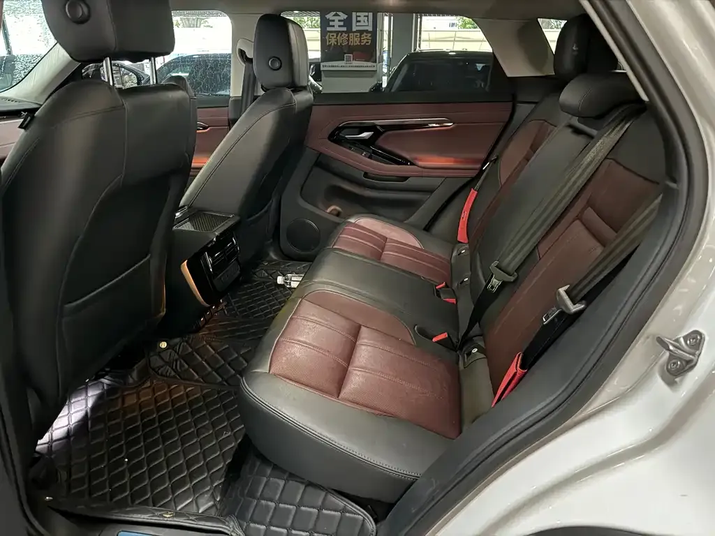 Land Rover Evoque — фото 5