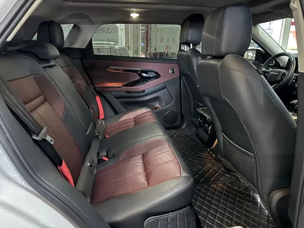 Land Rover Evoque — фото 7
