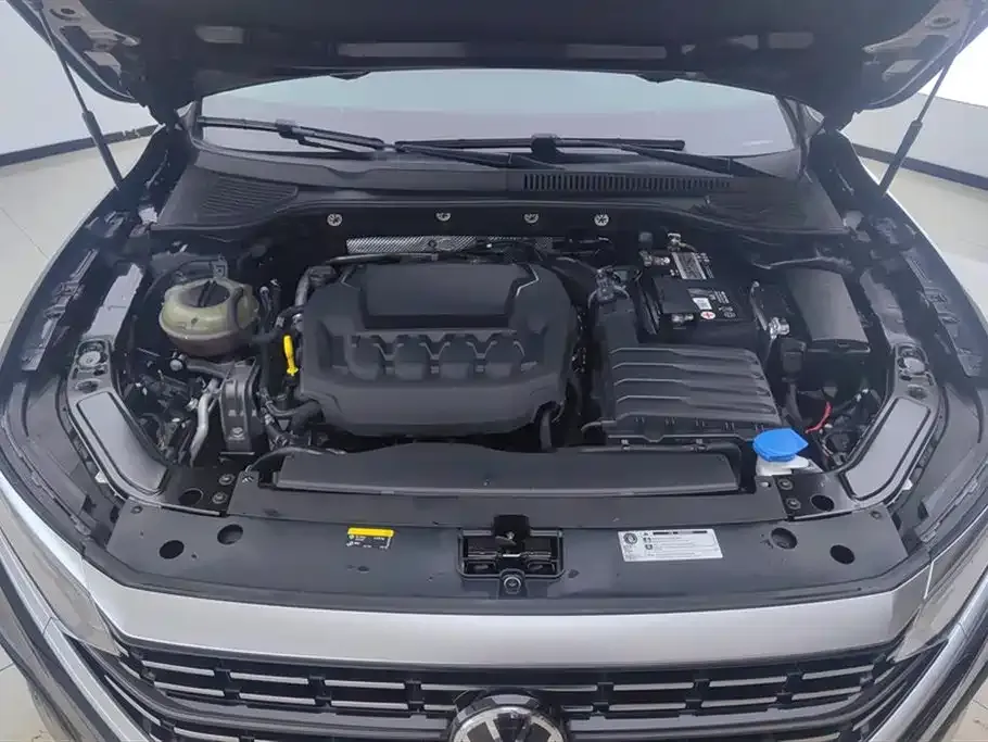 Volkswagen Passat — фото 10