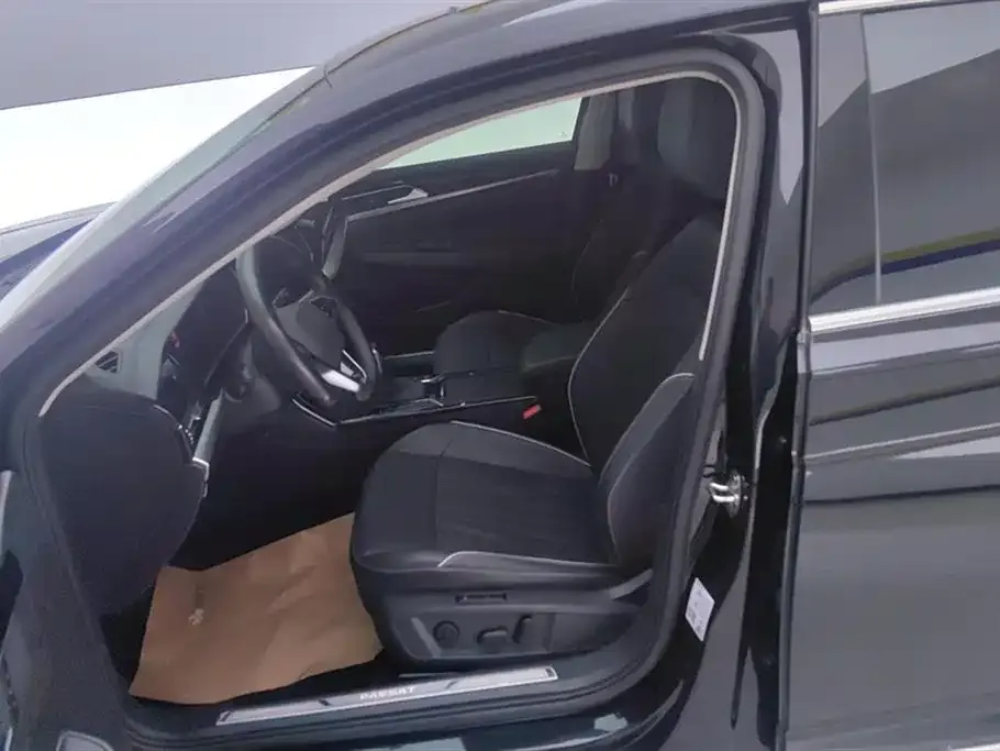 Volkswagen Passat — фото 9
