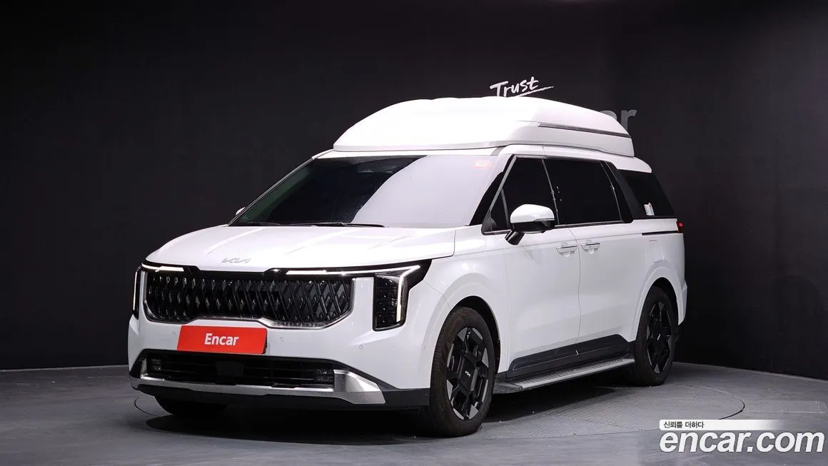 Kia Carnival — фото 1