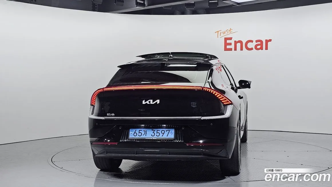 Kia EV6 — фото 4