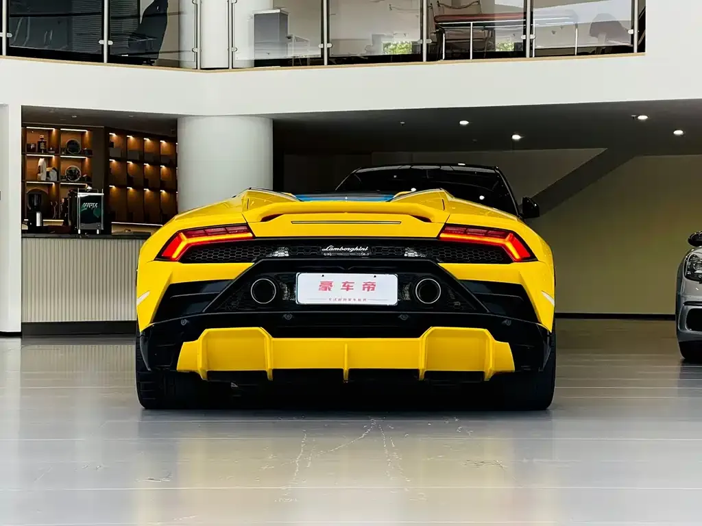 Lamborghini Huracan — фото 5
