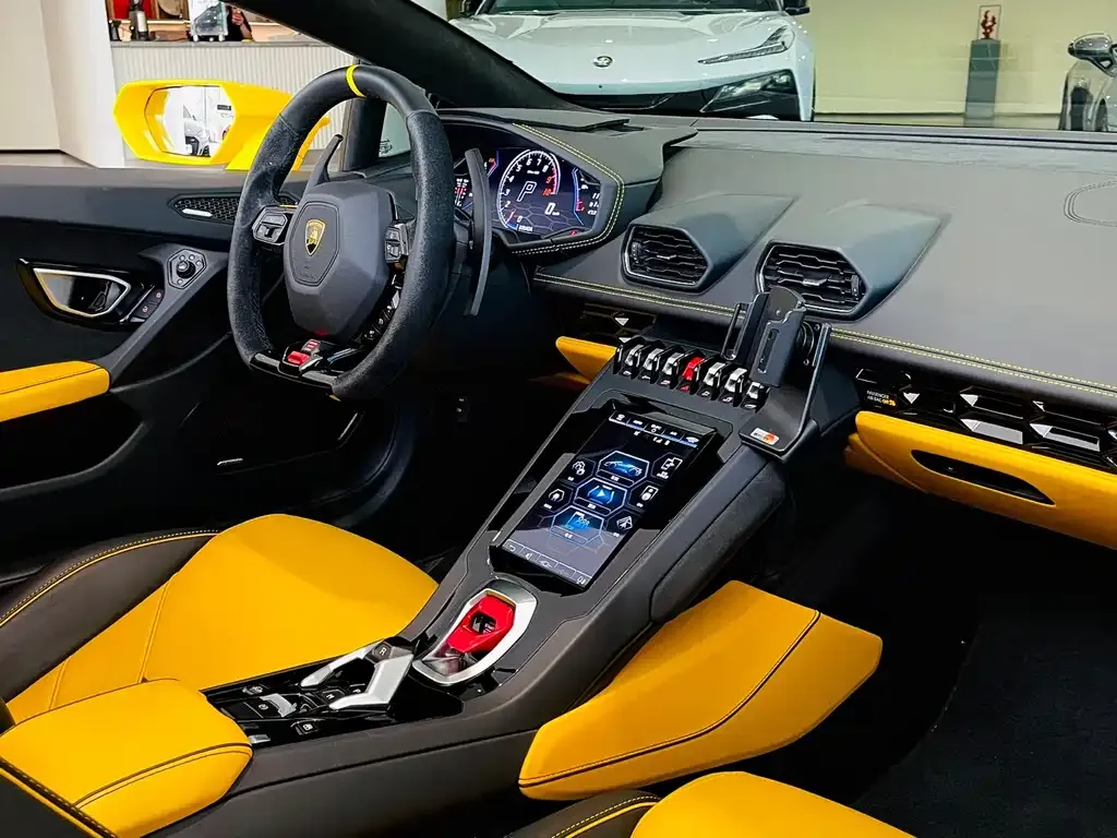 Lamborghini Huracan — фото 9