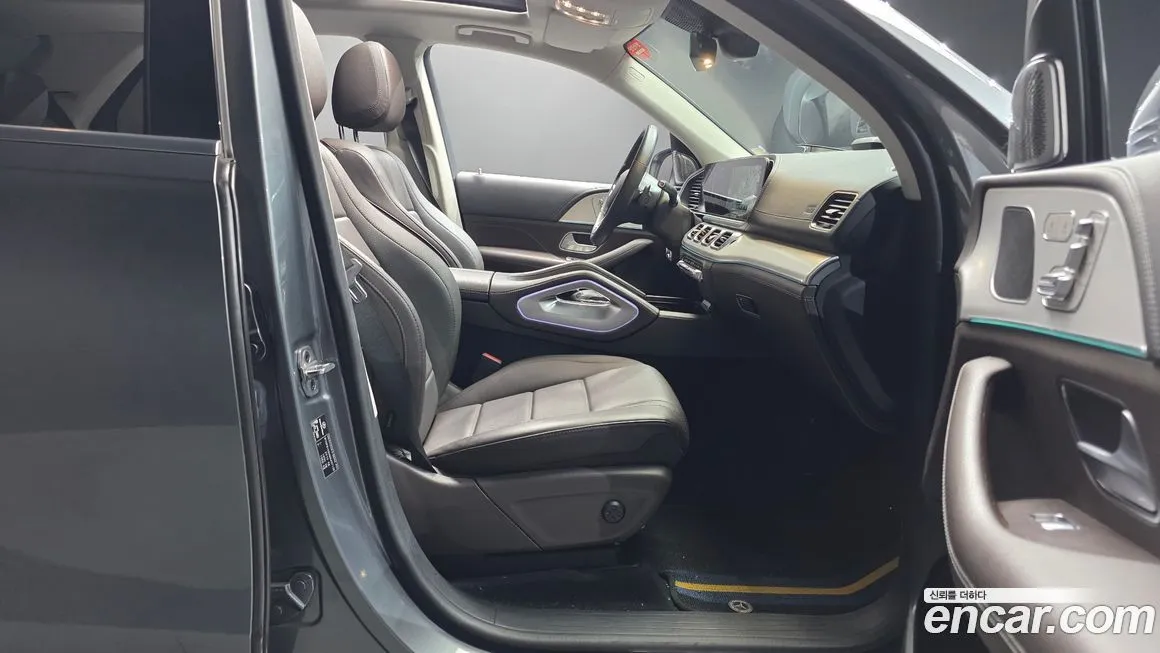 Mercedes-Benz GLE-Class — фото 10