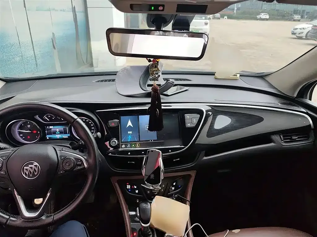 Buick Envision Plus — фото 10