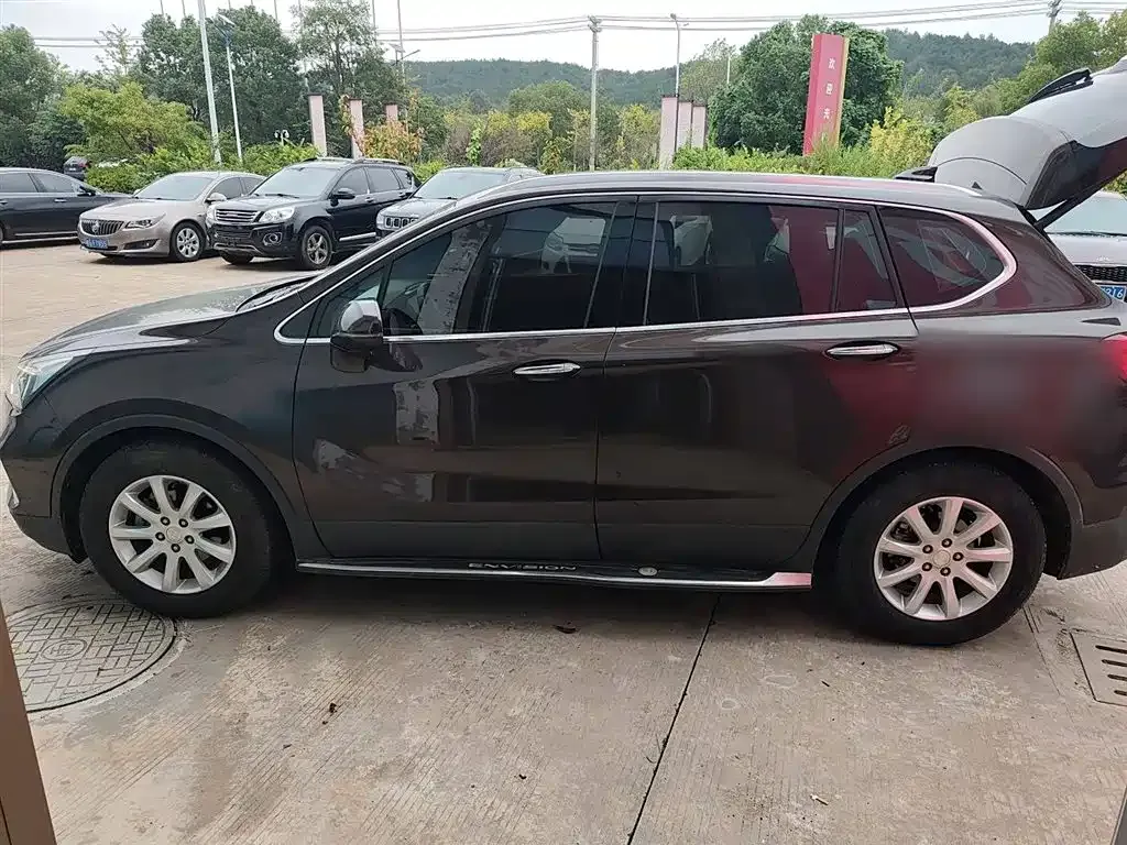 Buick Envision Plus — фото 5