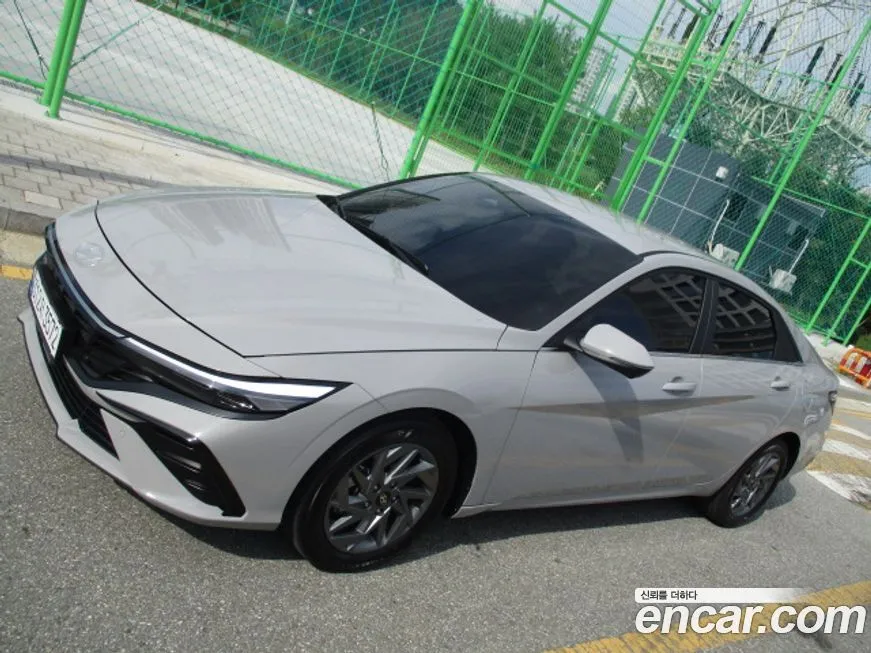 Hyundai AVANTE — фото 2