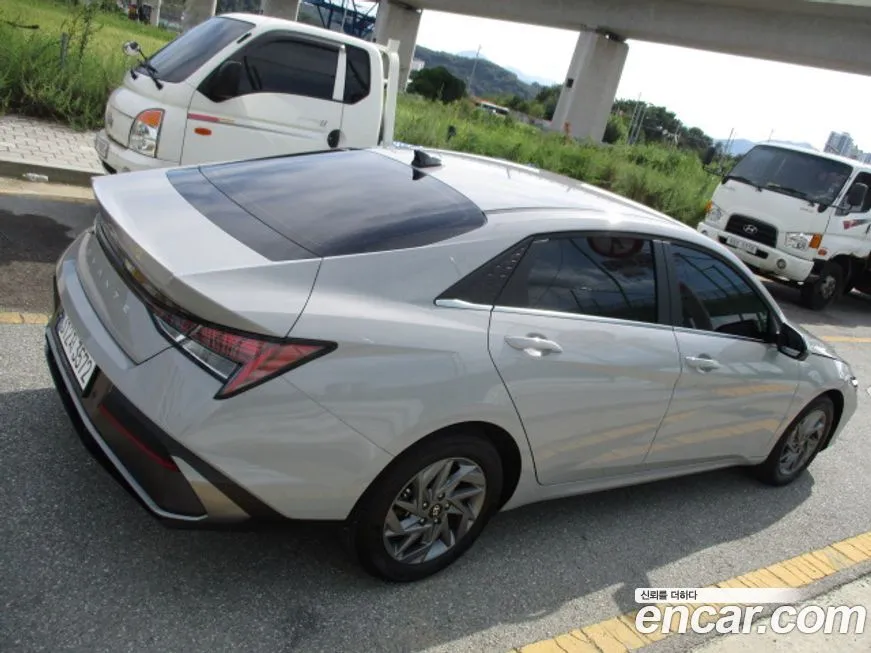 Hyundai AVANTE — фото 5