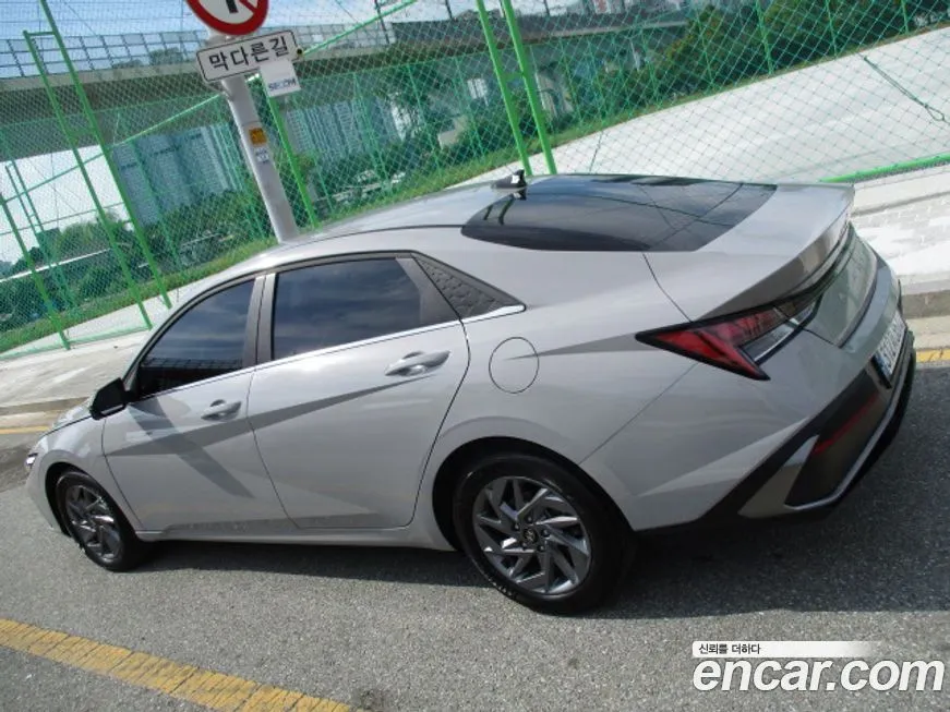 Hyundai AVANTE — фото 6