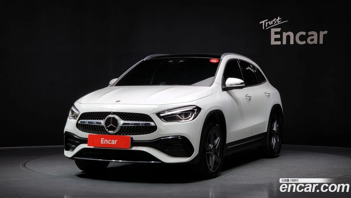 Mercedes-Benz GLA-Class — фото 1