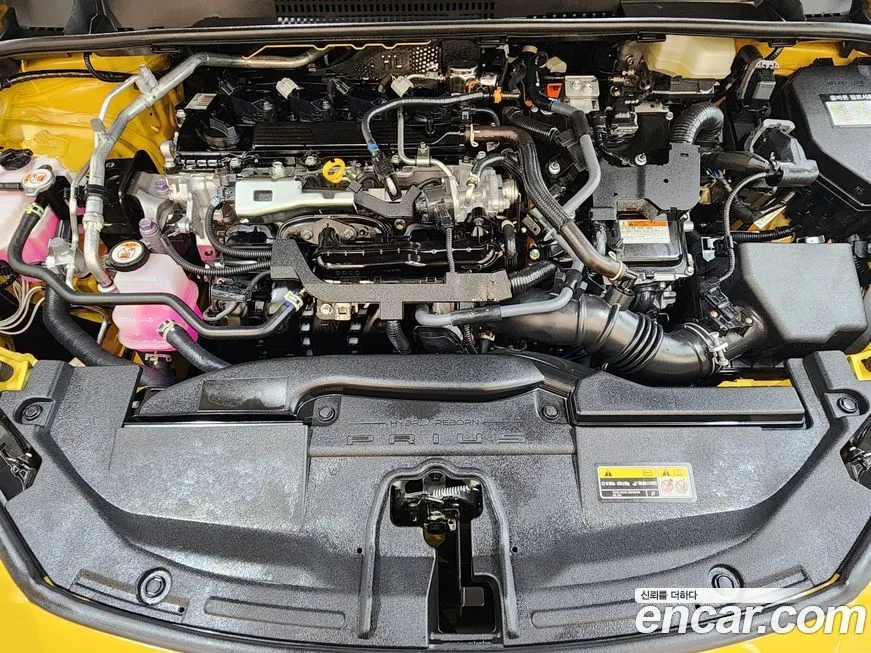 Toyota Prius — фото 5