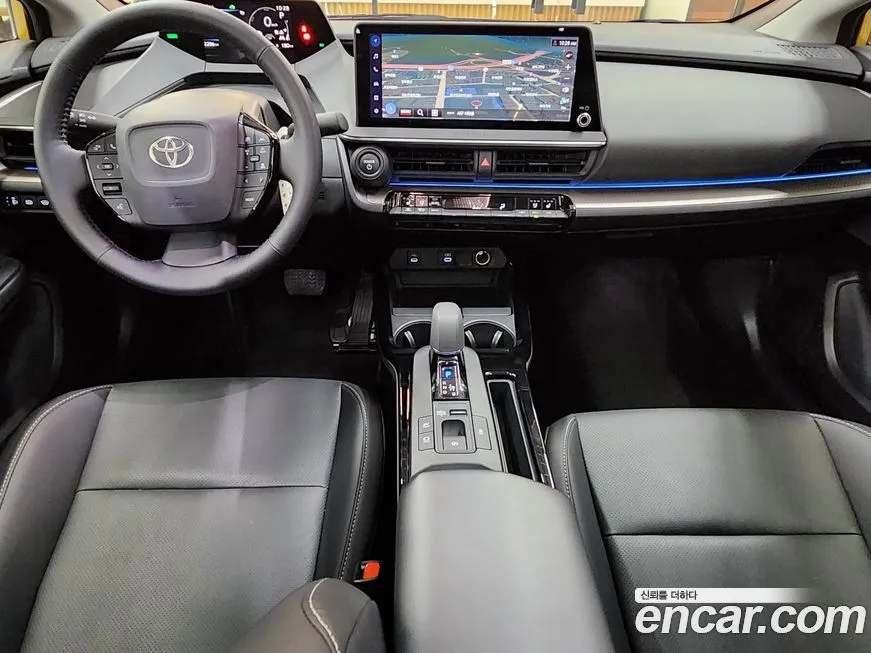 Toyota Prius — фото 8