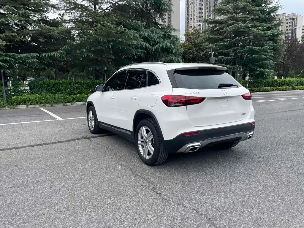Mercedes-Benz GLA — фото 4