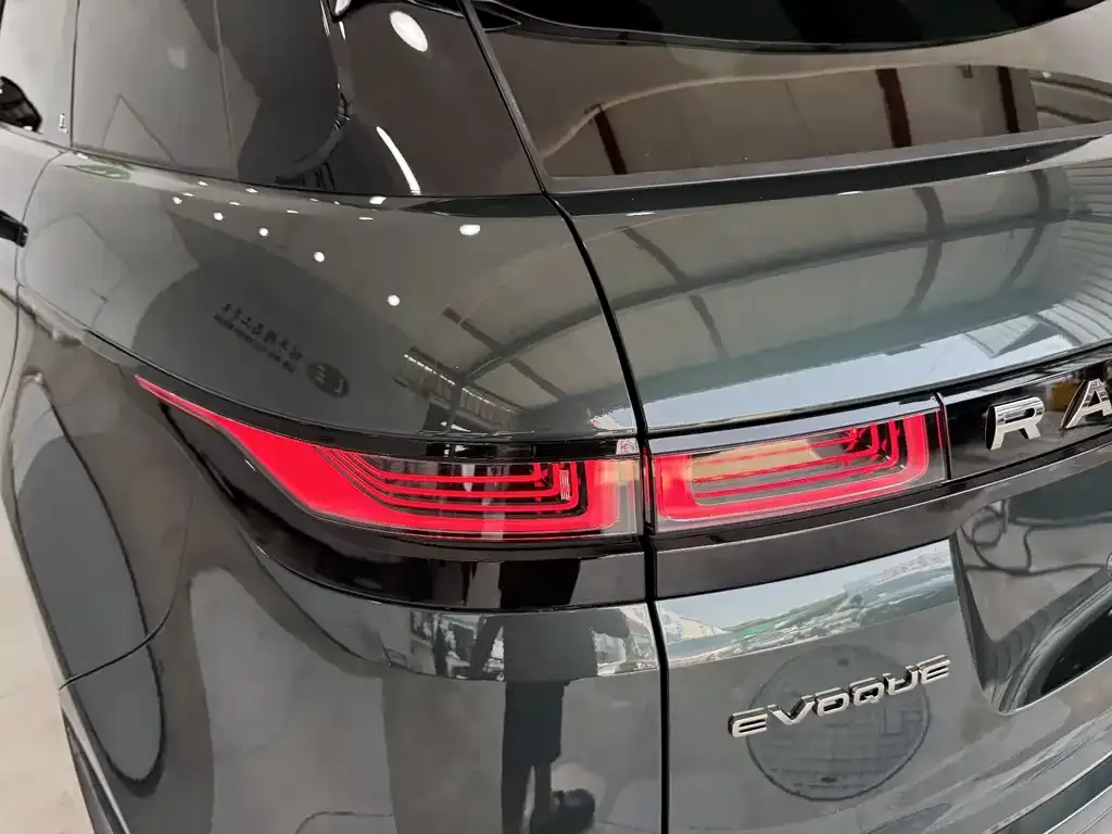 Land Rover Evoque — фото 10