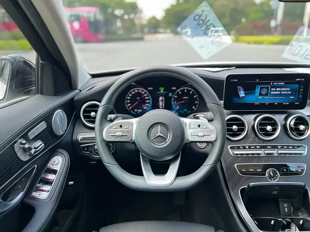 Mercedes-Benz C-Class — фото 10