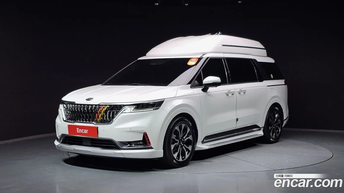 Kia Carnival — фото 1