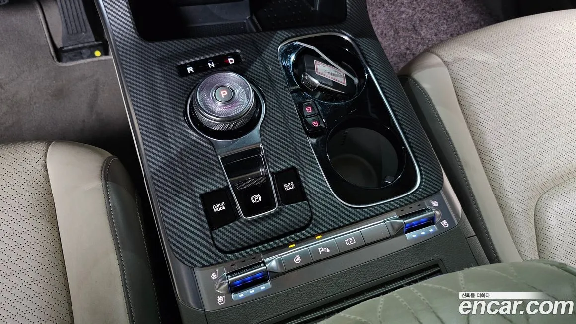Kia Carnival — фото 9
