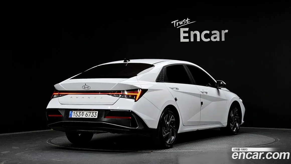 Hyundai AVANTE — фото 2