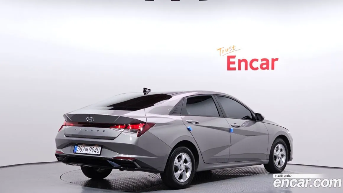 Hyundai AVANTE — фото 2