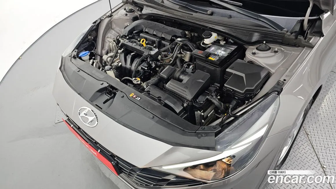 Hyundai AVANTE — фото 6