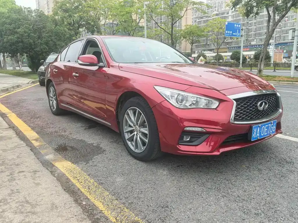 Infiniti Q50L — фото 3