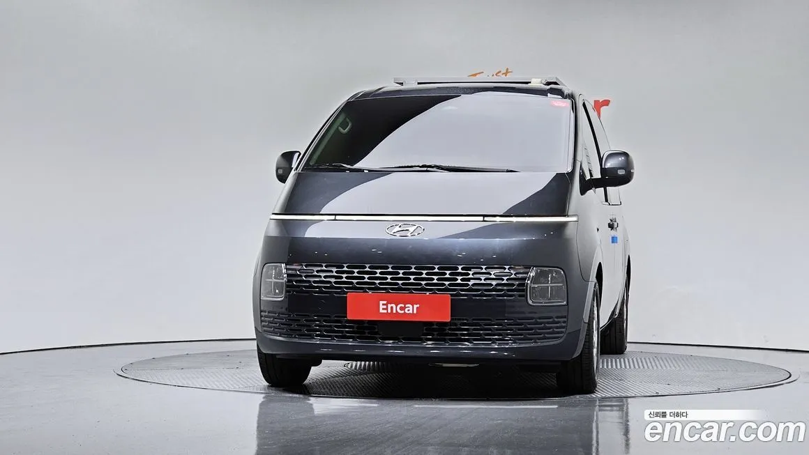 Hyundai Staria — фото 3