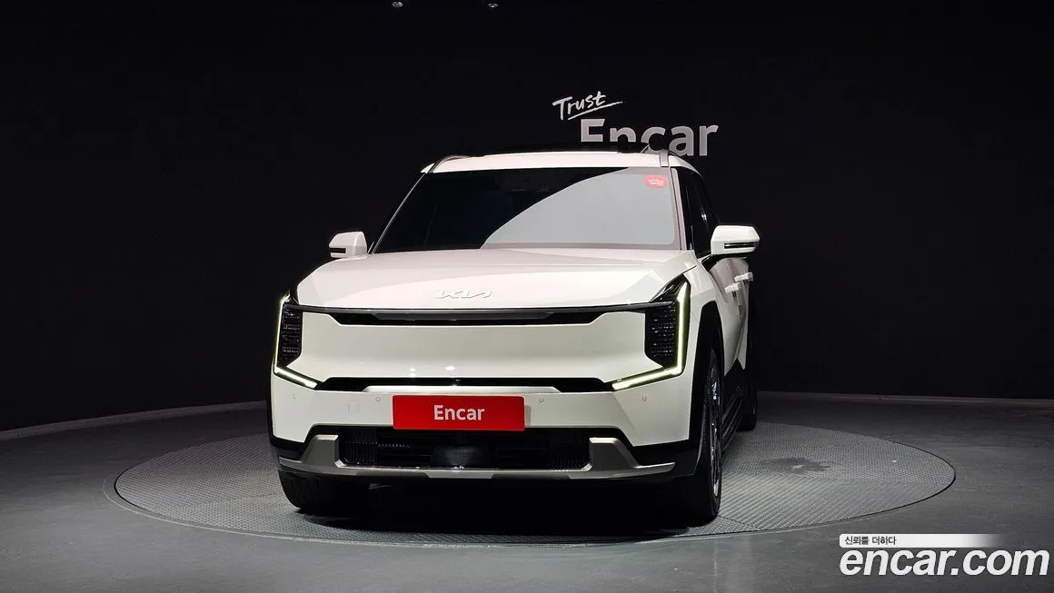 Kia EV9 — фото 3