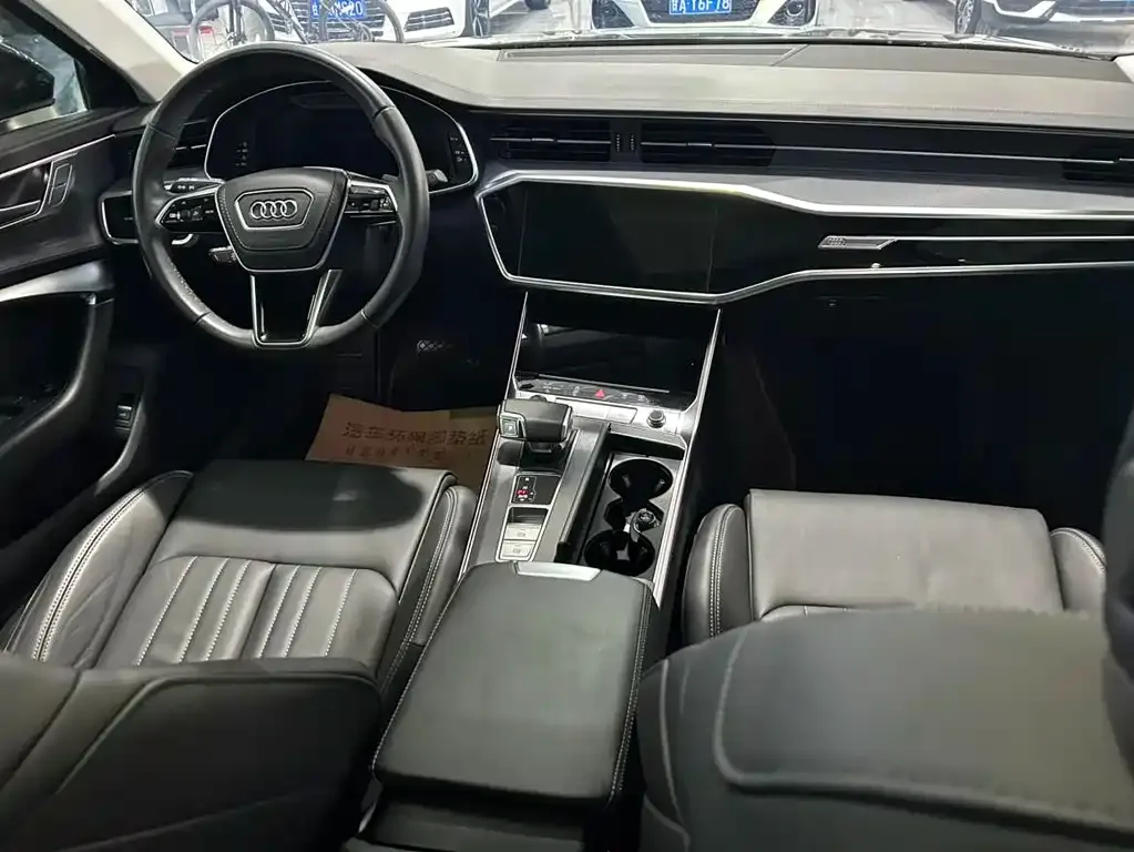 Audi A6L — фото 6