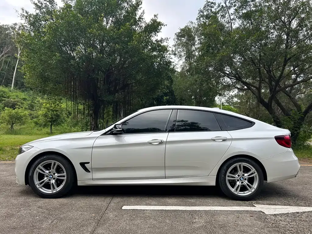 BMW 3 Series GT — фото 7