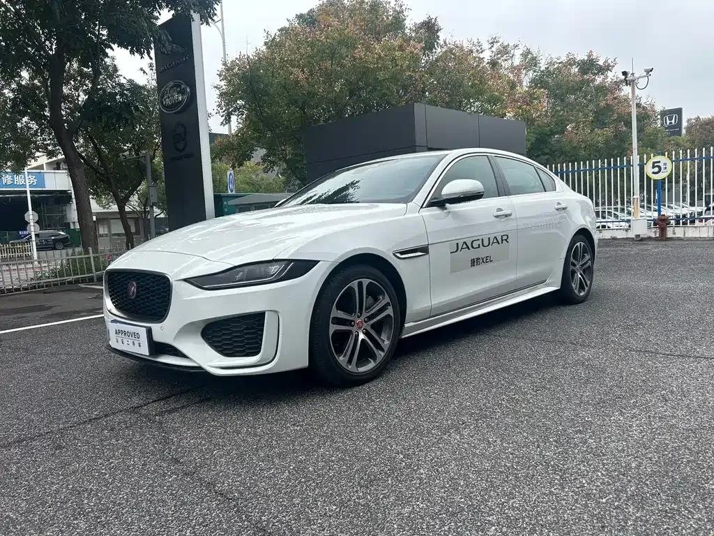 Jaguar XEL — фото 2