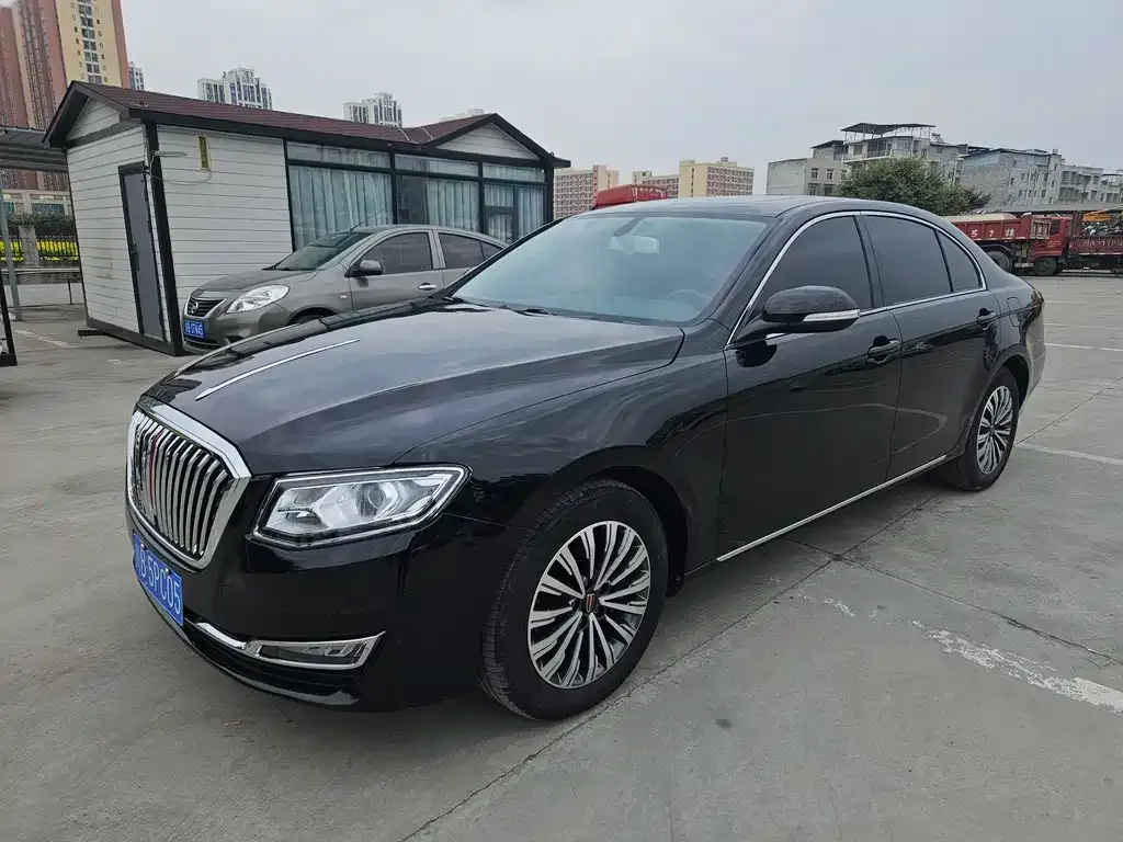 Hongqi H7 — фото 1