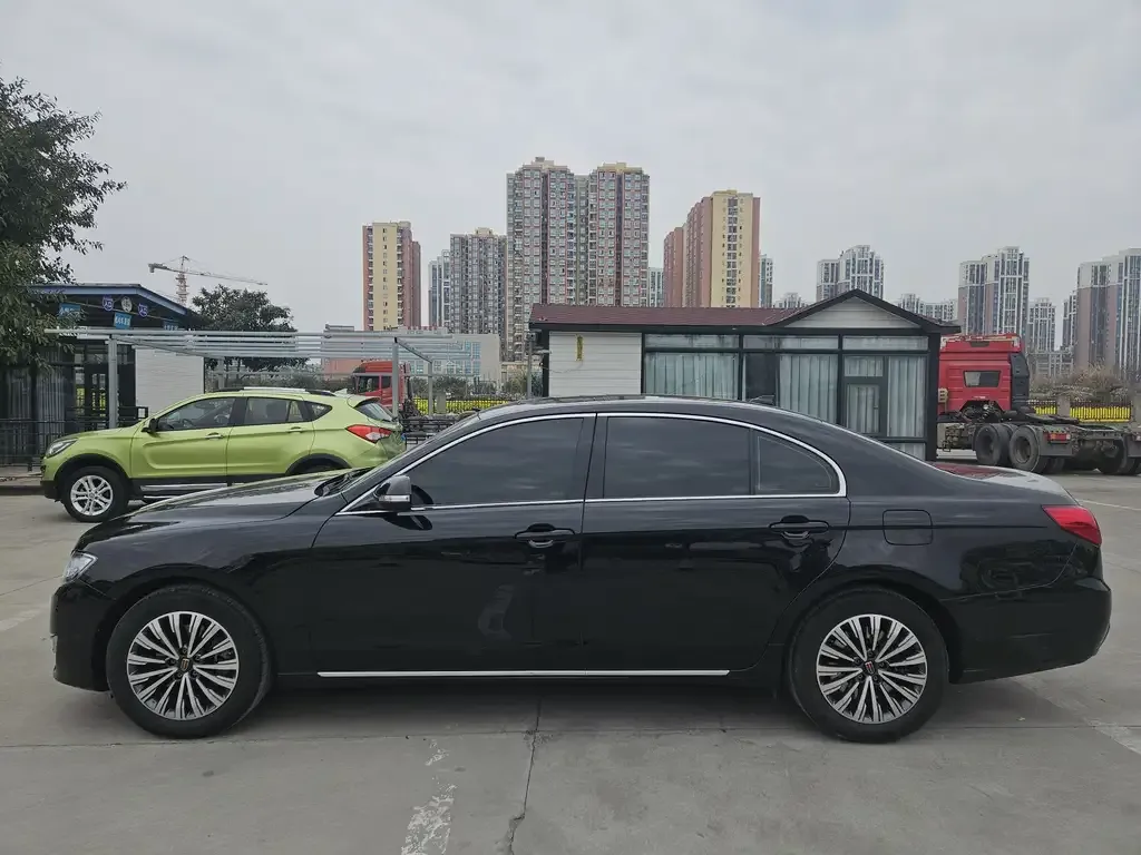 Hongqi H7 — фото 3