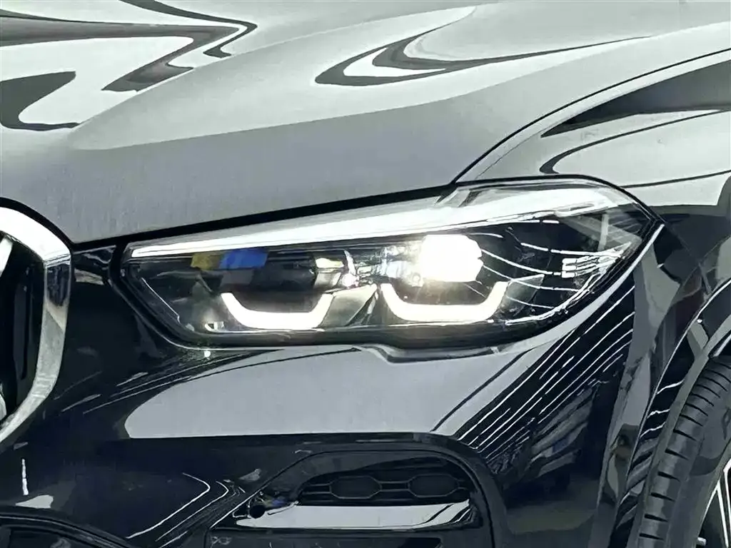 BMW X5 (Import) — фото 3
