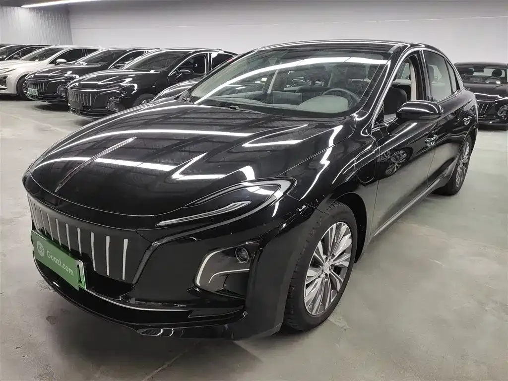 Hongqi E-QM5 — фото 2