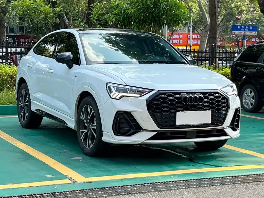 Audi Q3 Sportback — фото 5