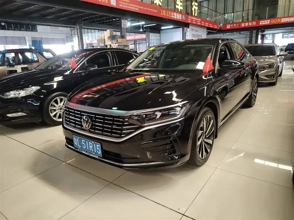 Volkswagen Passat — фото 2