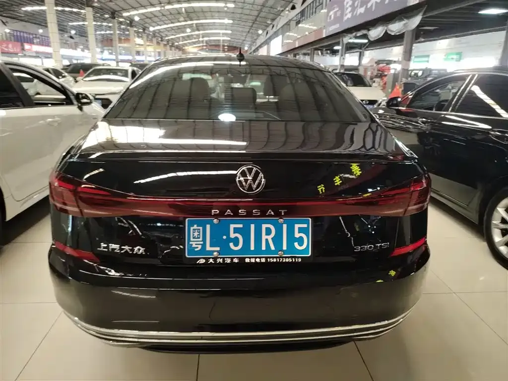 Volkswagen Passat — фото 6