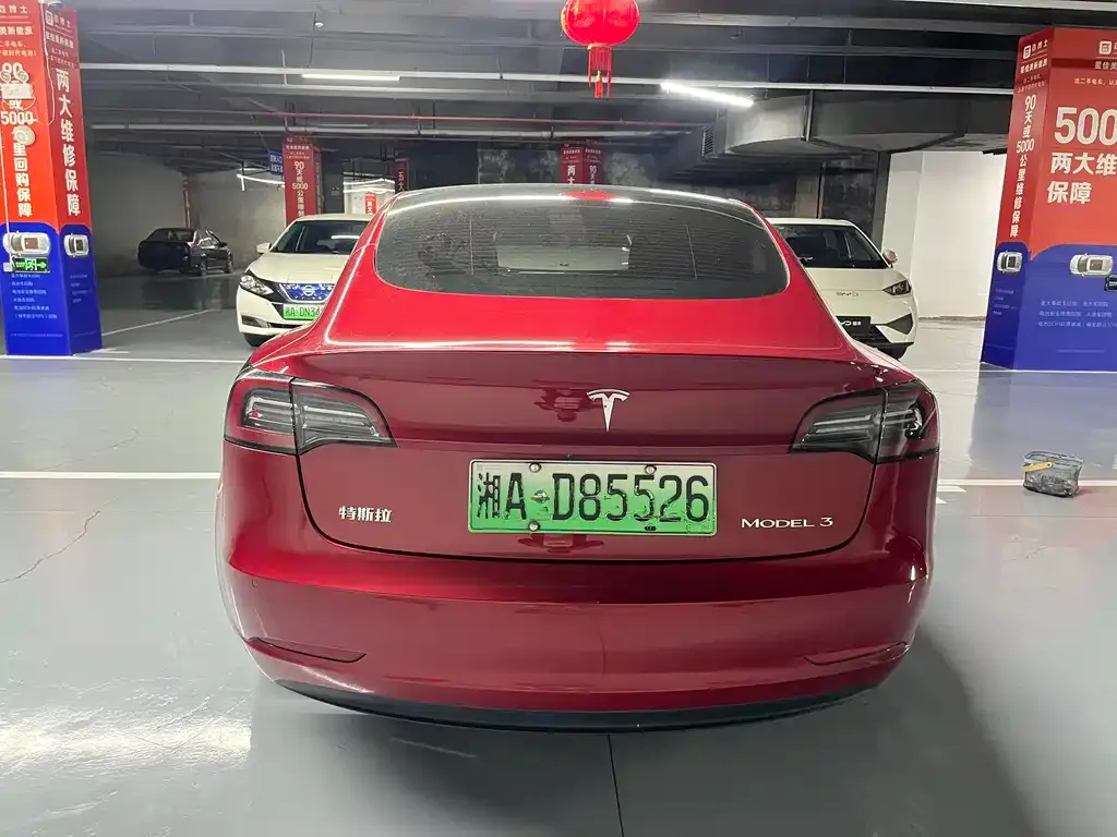 Tesla Model 3 — фото 9
