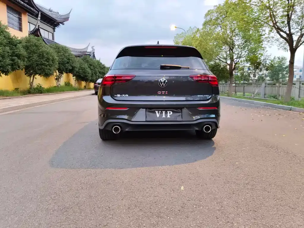 Volkswagen Golf GTI — фото 7
