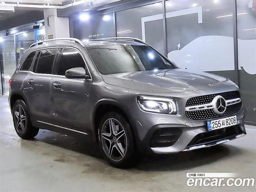 Mercedes-Benz GLB-Class — фото 1