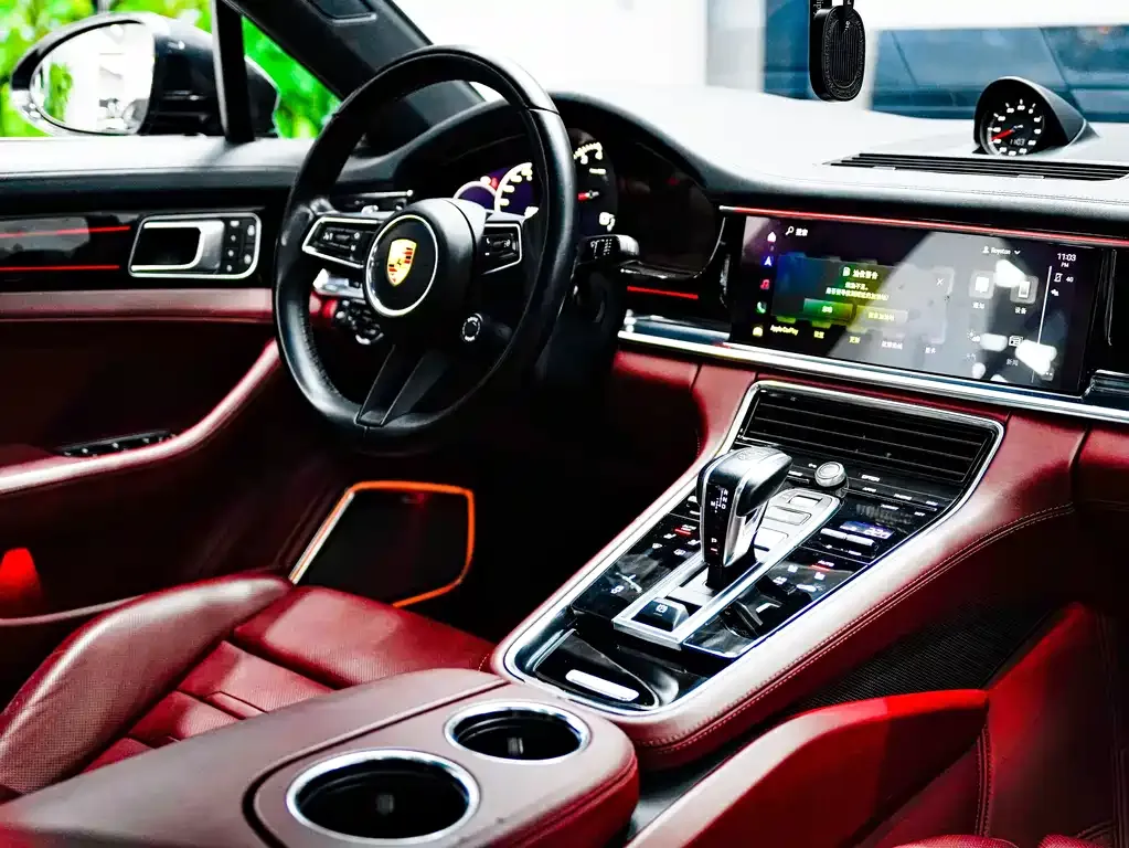 Porsche Panamera — фото 8