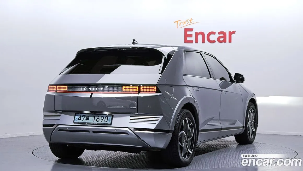 Hyundai Ioniq5 — фото 2