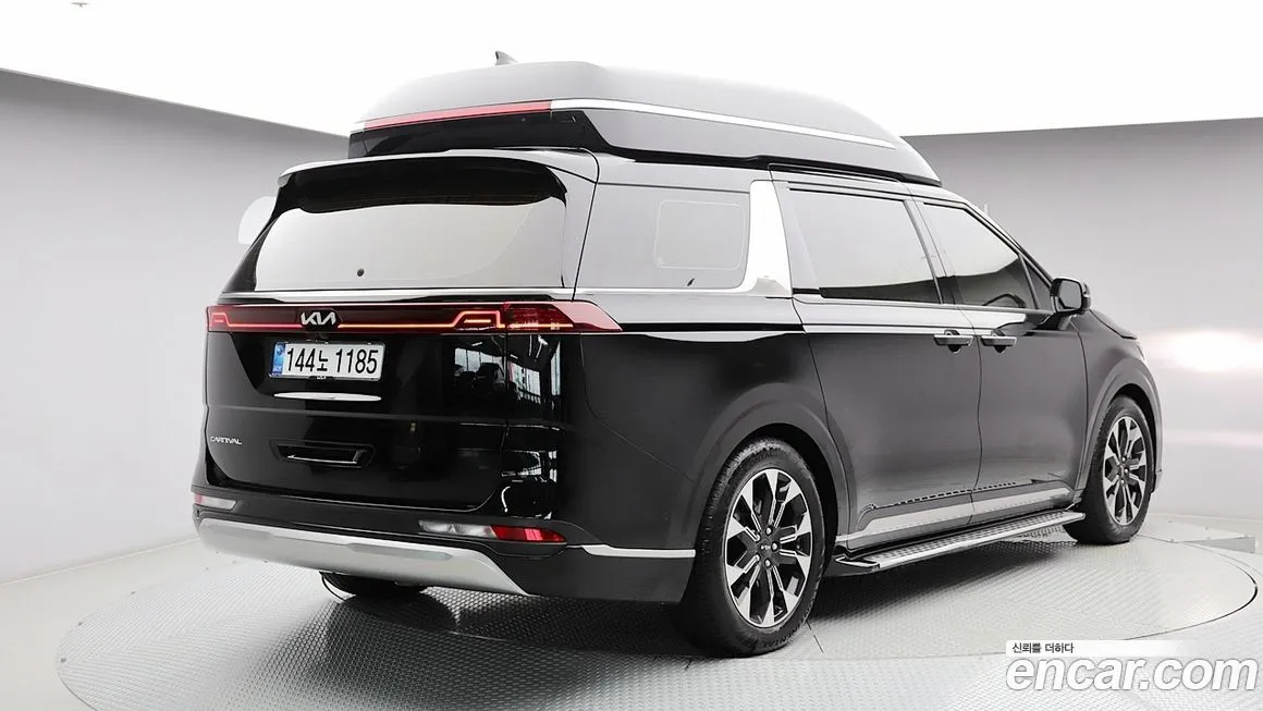 Kia Carnival — фото 4