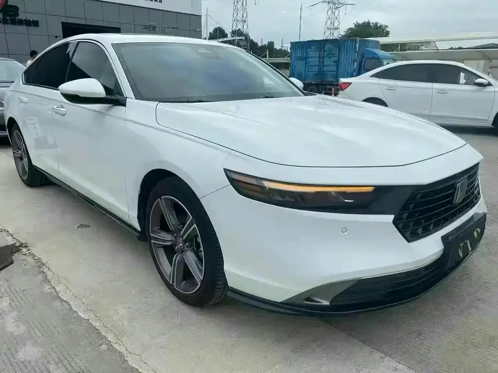 Honda Accord — фото 2