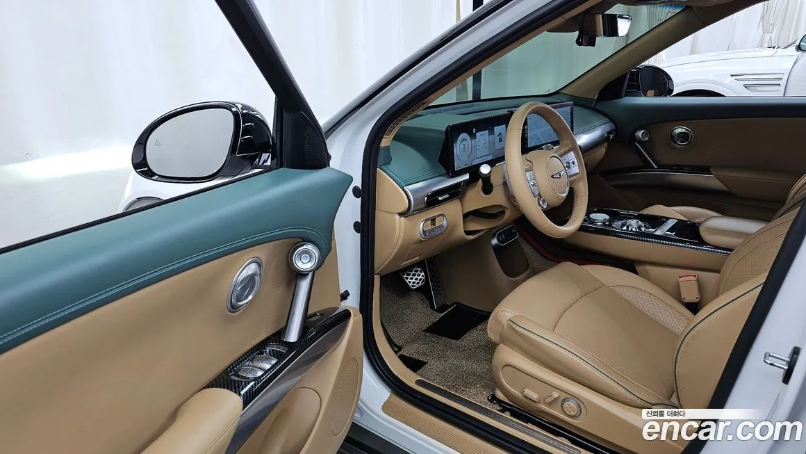 Genesis GV60 — фото 10