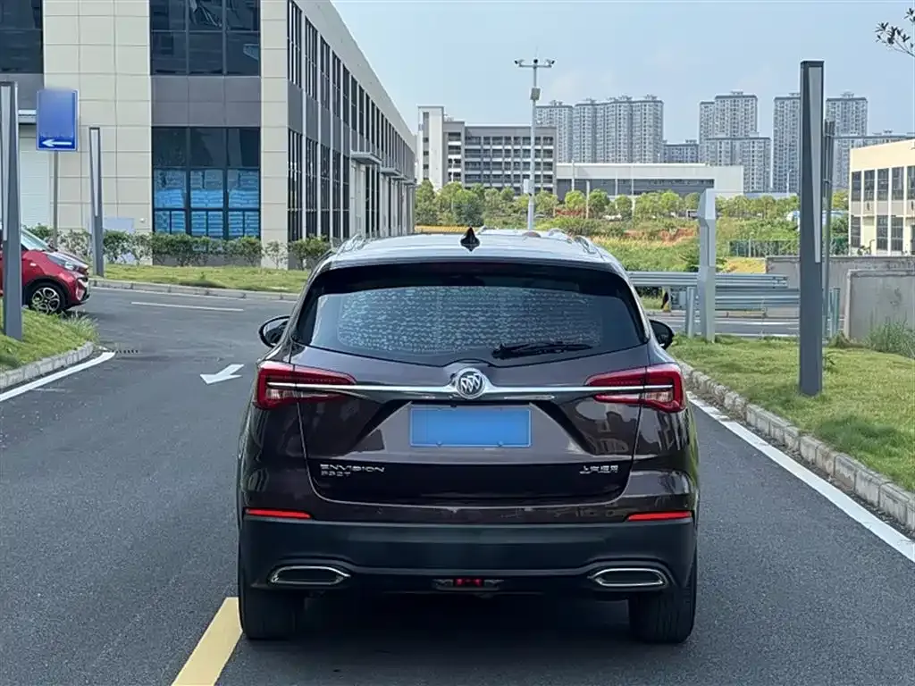 Buick Envision Plus — фото 6