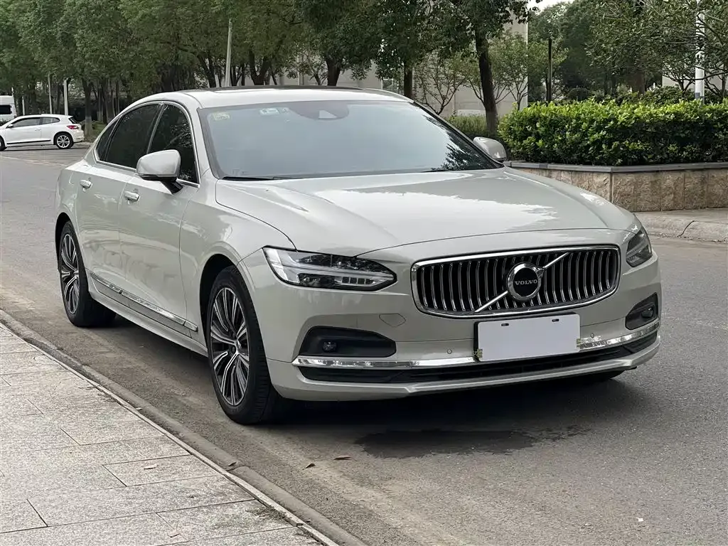 Volvo S90 — фото 4