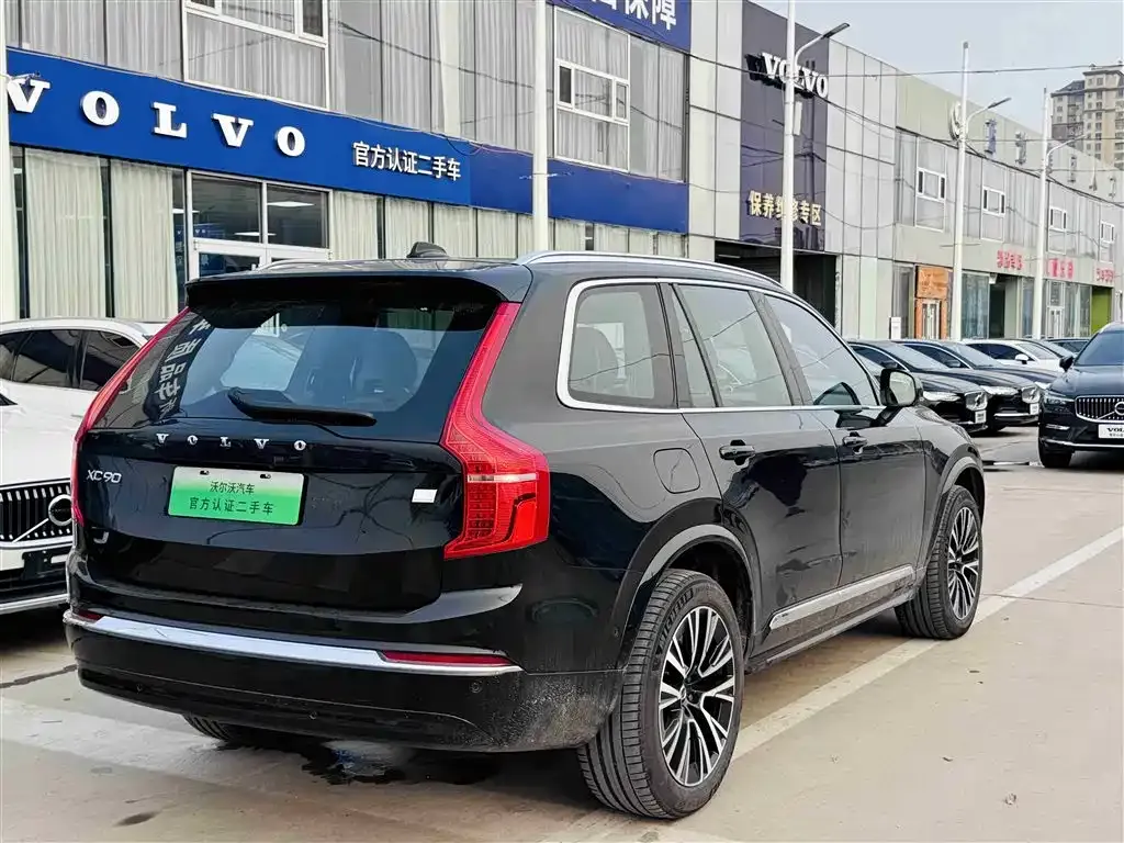 Volvo XC90 PHEV — фото 5
