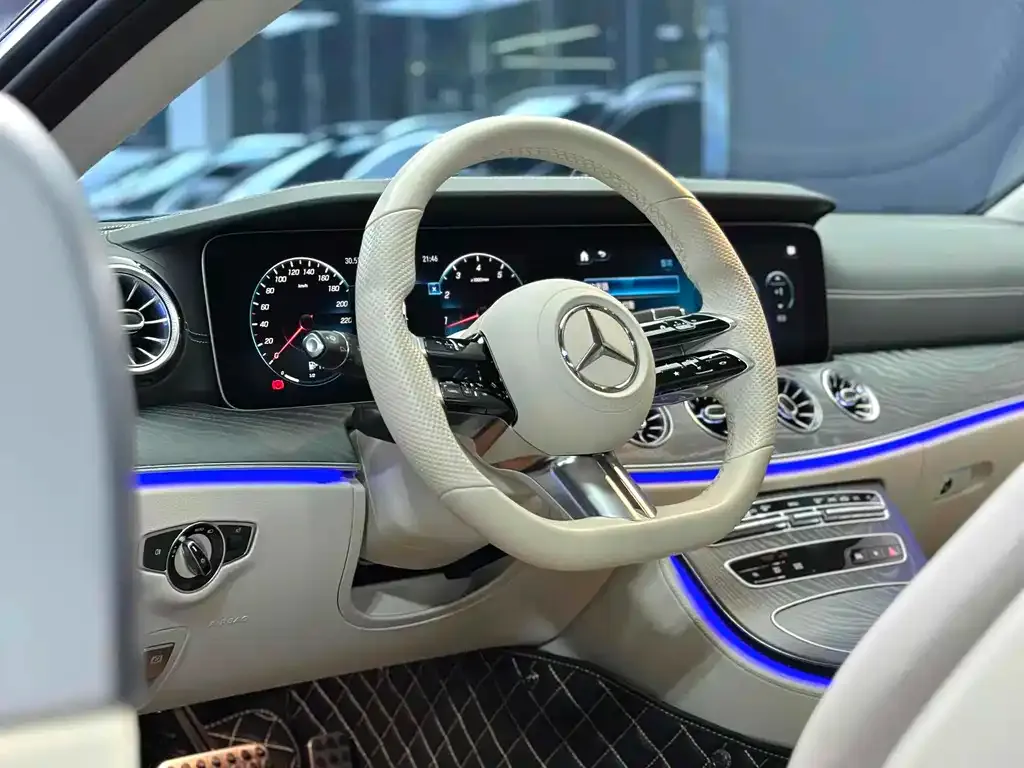 Mercedes-Benz E-Class (Import) — фото 3